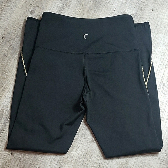 ZYIA High Rise Leggings Black Gold Gilded Detailing Workout Gym Size 0 Womens - Picture 9 of 13